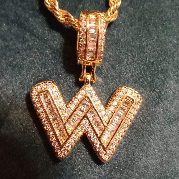 Beautiful Gold Tone Initial Necklace "W" With Rhinestones. - Picture 5 of 6